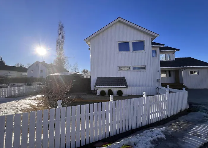 Apartamento Modern - Free Parking - Near Airport